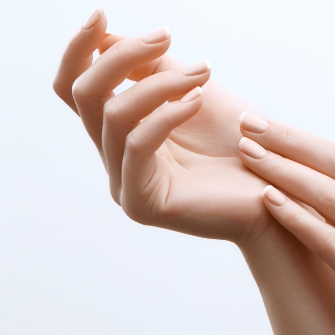 Regeneracyjne serum do paznokci